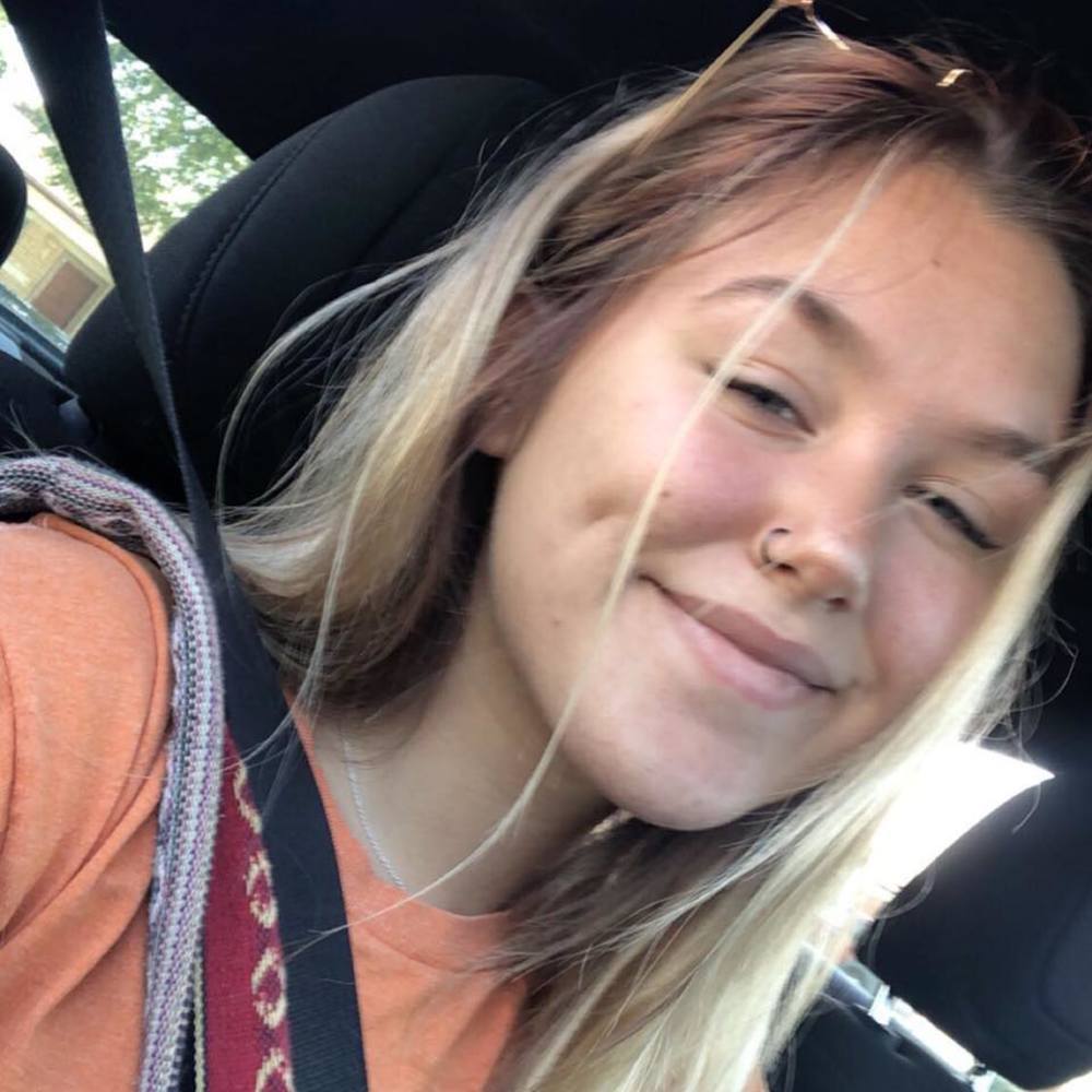 Meet your Posher, Madisun